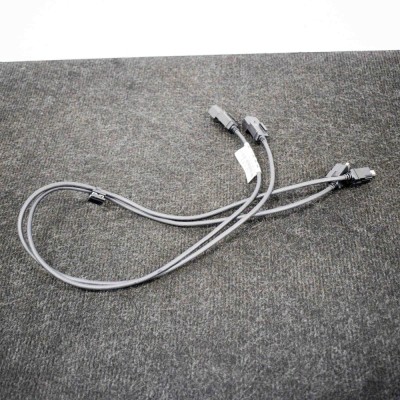 Port USB/AUX-In TESLA MODEL S 2017 OEM: 1004815-08-B | 4089036 foto