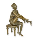 Femeie imbracandu-se-statueta din bronz masiv BX-76