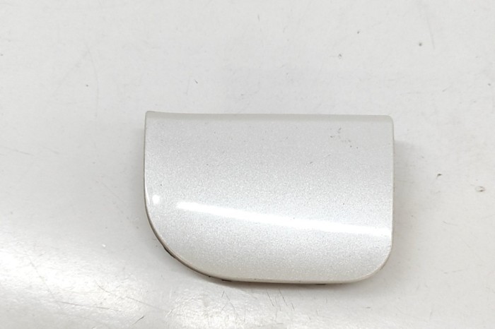 Capac c&acirc;rlig de remorcare bara de protecție față TOYOTA PRIUS _W3_ 2015 OEM: 52128-47030
