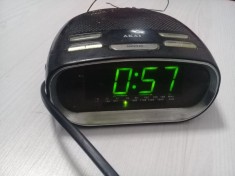 RADIO cu Ceas de masa/Alarma,Radio AKAY vintage functional/neitretinut foto