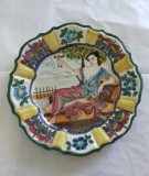 Farfurie din majolica cu Zeita livezilor si a fructelor, diametru 39 cm