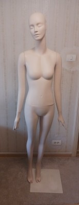 Vand manechini dama/ barbati foto
