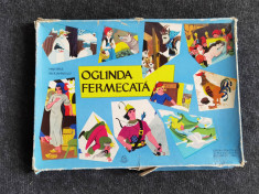 Joc romanesc OGLINDA FERMECATA ? 1966. Incomplet. foto