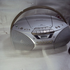 radio casetofon cu cd SONY CFD-S150