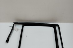 Bandou superior ușă dreapta spate MERCEDES-BENZ GLE Coupe C167 2024 OEM: A1677357400,A1677351002 | 29263512