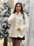Camasa dama alba din bumbac cu nasturi suopradimensionati aurii