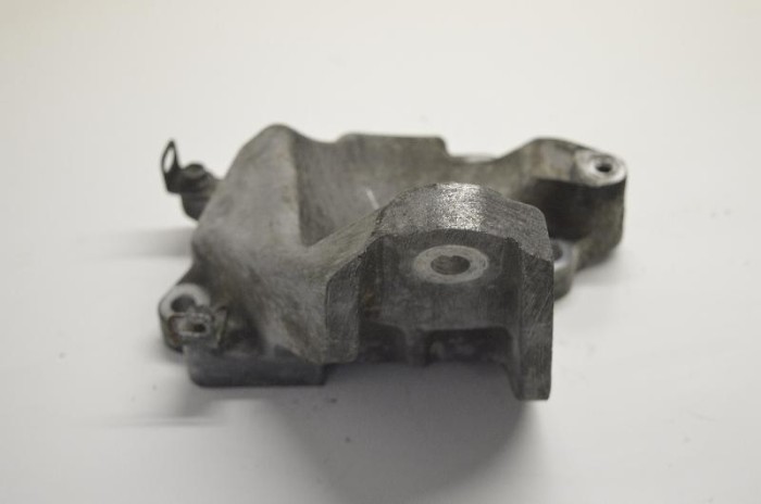 Suport motor st&acirc;nga LEXUS IS II GSE2_, ALE2_, USE2_ 2007 | 1887506