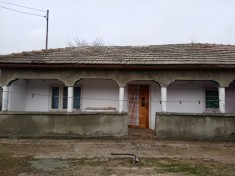 Casa la ?ara de vanzare in comuna Prundu, jude?ul Giurgiu foto