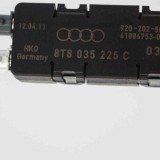 Amplificator de antena AUDI A5 Sportback 8TA 2011 OEM: 8T8035225C