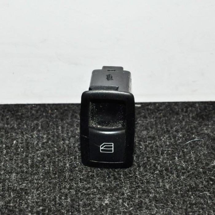 Buton geam ușă dreapta spate MERCEDES-BENZ R W251, V251 2008 OEM: A2518200510,03128150 2570048