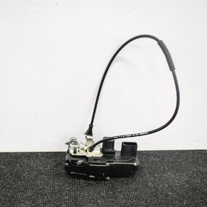 &Icirc;ncuietoare ușă st&acirc;nga față TESLA MODEL S 2015 OEM: 6008913-00-C1039668-00-B 3608722