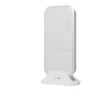 Cumpara ieftin WAP ac, 2 x Gigabit, 802.11b/g/n 2.4Ghz, 802.11an/ac 5GHz, alb outdoor, injector PoE - MikroTik RBwAPG-5HacD2HnD