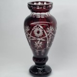 Vaza romaneasca cristal rosu rubin, masiva, grea, veche, vintage - 1,4 kg, 29 cm