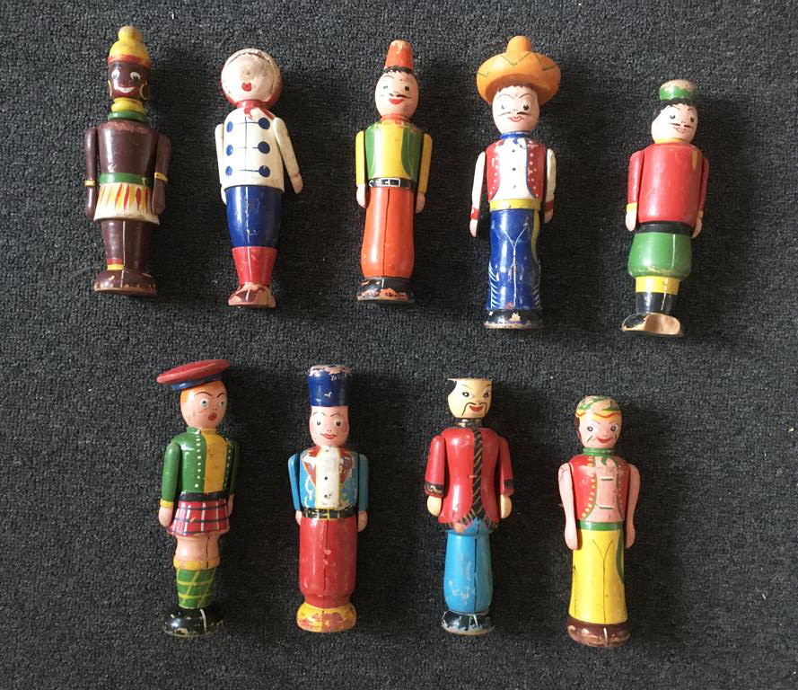 Lot 9 figurine jucarii vechi de lemn, 20 cm | Okazii.ro