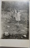 Fotografie tip Carte postala, Trei prieteni in excursie la munte, 1937