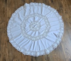 FATA DE MASA CIRCULARA VINTAGE DIN PANZA DE BUMBAC INSERȚII SI MARGINE CROSET