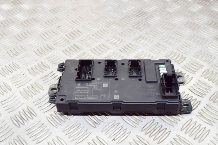 Modul de confort BMW 2 Coupe F22, F87 2019 OEM: 003.044.010,00000F4D,003.000.003,9499005,A2C30450429 | 12120299