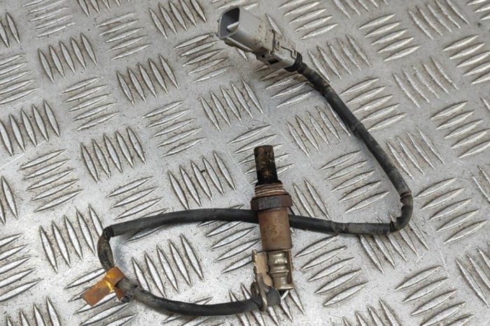 Sonda lambda TOYOTA PRIUS _W3_ 2015 OEM: 89465-47080 | 32051708