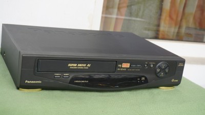 Video recorder VHS Panasonic NV-SD400 foto