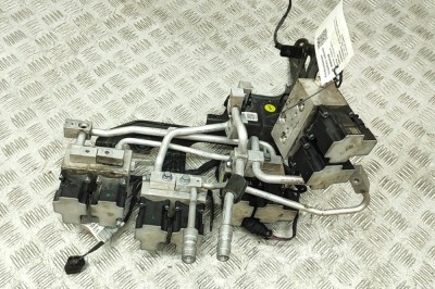 Supapa de expansiune aer condiționat SKODA SKODA ENYAQ iV SUV 5AC, 5AZ 2021 OEM: 1EA816037N,1EA816540,1EA816532,1EA816702A,1EA816682A,1EA816681A | 306 foto