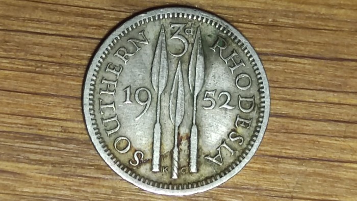 Southern Rhodesia / Rhodesia de Sud - bijuterie coloniala exotica - 3 pence 1952 - George VI