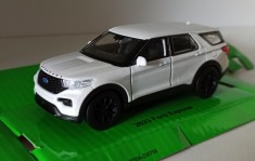Macheta Ford Explorer MK6 2023 (U625) alb - Welly 1/36