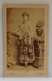 FOTOGRAF FRANZ MANDY , TANARA IN COSTUM POPULAR , FOTOGRAFIE C.D.V. , DATATA 1884