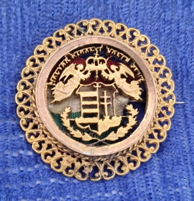 Insigna Maghiara veche. foto