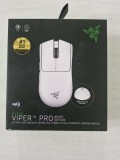 Cumpara ieftin Mouse gaming wireless Razer Viper V4 Pro, Focus Pro 50K Optical Sensor Gen-3, ultra-usor, 50000 DPI, Alb