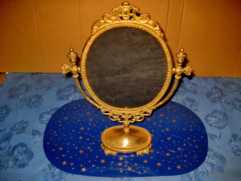 B722-Oglinda toaleta dama veche stil Baroc bronz auriu masiv. | Okazii.ro