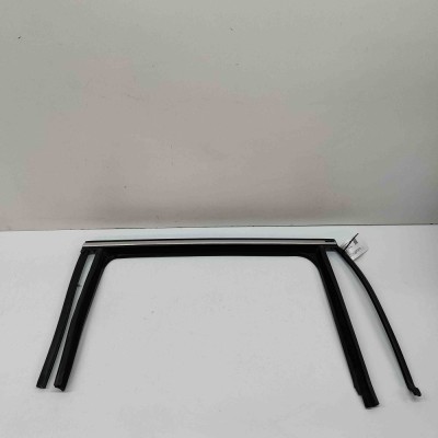 Bandou superior ușă dreapta spate VW PASSAT Variant B7 365 2012 OEM: 3C9839432H 30658793 foto