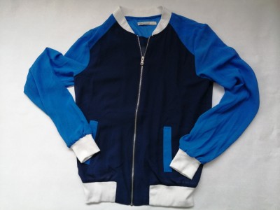 Jacheta Stradivarius dama masura S sport blue cu alb transparenta foto