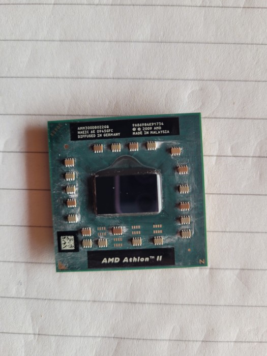 AMD Athlon II Dual-Core Mobile M300 Socket S1 S1g3 amm300db022gq