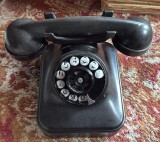 TELEFON VECHI METAL SI EBONITA UZ,,GRIGORE PREOTEASA&quot;1962/ NEFUNCTIONAL,INCOMPLET SI CU DEFECTELE DIN POZE !SE VINDE PRODUSUL DIN IMAGINI
