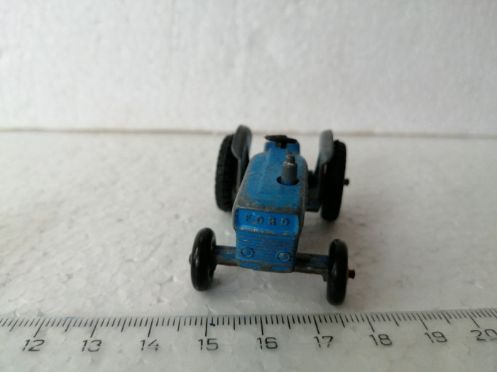 bnk jc Matchbox no 39c - Ford Tractor