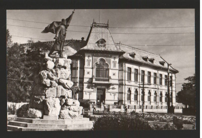 CPI B12417 CARTE POSTALA - TARGU JIU. MONUMENTUL LUI TUDOR VLADIMIRESCU, 1965 foto