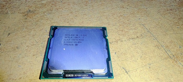 Procesor Intel Core i3-530, 2.93 GHz, 4MB Cache, Socket 1156