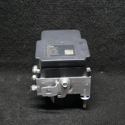 Pompa ABS TOYOTA YARIS _P13_ 2013 OEM: 89541-0D100,44540-0D020 2074922 foto