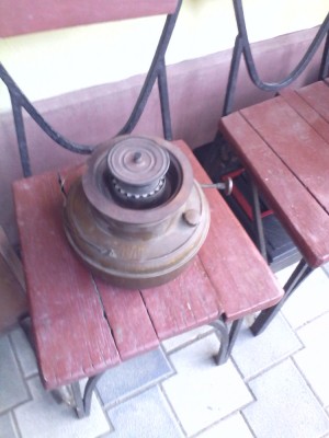 Veche lampa de gatit sau luminat perioada interbelica foto