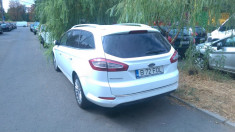 Ford Mondeo break model 2012 foto