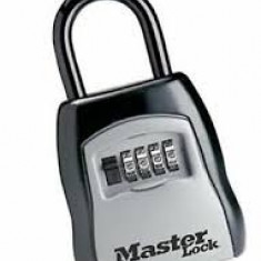 Cutie pentru chei Master lock ,tip lacat