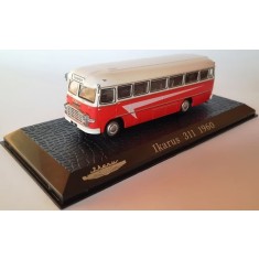 Macheta Autobuz Ikarus 311 1960 scara 1:72