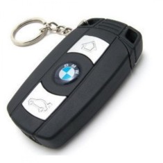 Bricheta cu gaz, antivant, breloc chei auto BMW, lanterna, cutie, neagra foto