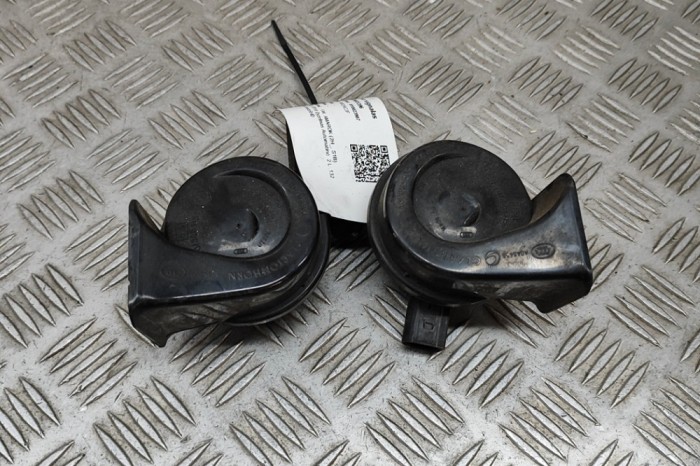 Claxon VW AMAROK 2H_, S1B 2016 OEM: 3B0951221D,5C0951223C 28605396