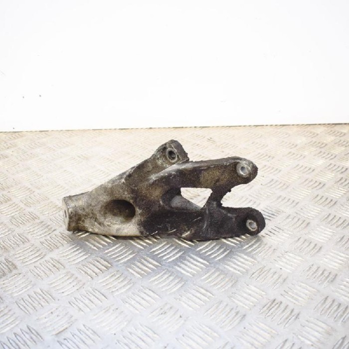 Suport motor st&acirc;nga AUDI A4 8K2, B8 2010 OEM: 8K0199307AP 2756414