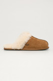 UGG papuci din piele &icirc;ntoarsă Scuffette II 1106872.CHE