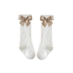 Sosete trei sferturi cu fundita (Marime Disponibila: 6-9 luni (Marimea 19