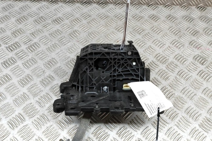 Timonerie cutie de viteze LEXUS GS _L1_ 2016 OEM: Sedan | 23247481