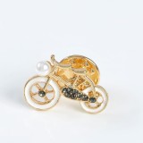 Brosa martisor bicicleta alba