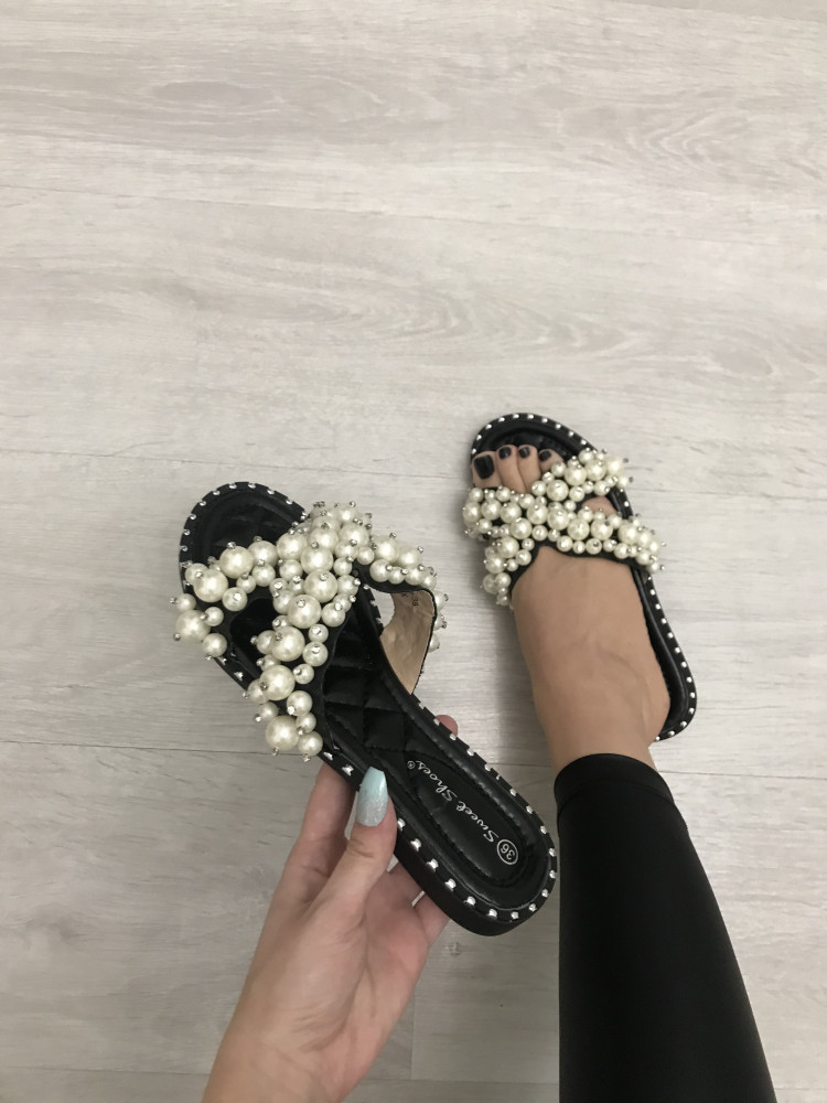 Papuci dama negri cu perle marime 37+CADOU | arhiva Okazii.ro